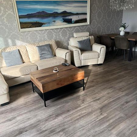 Largs Sea Front, Modern Apartment Экстерьер фото
